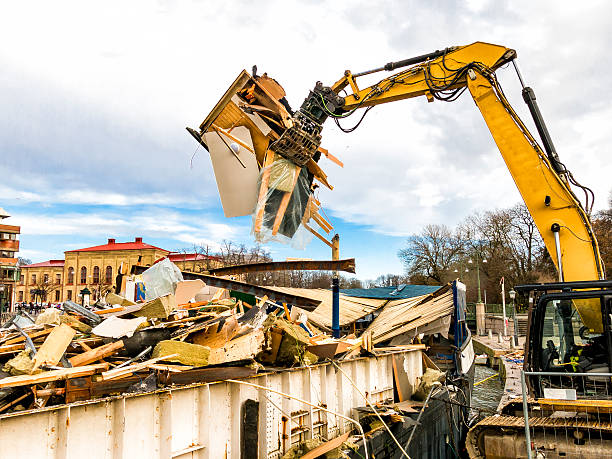 Best Trash Removal Near Me  in Centerville, TN